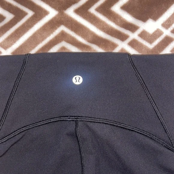 Lulu lemon leggings - Picture 4 of 11